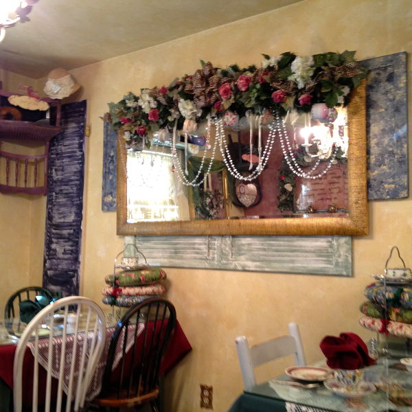 Belladonna Gift Boutique And Tea Room