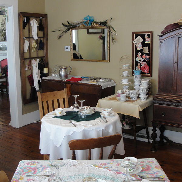 Sweet D's Tea Room and