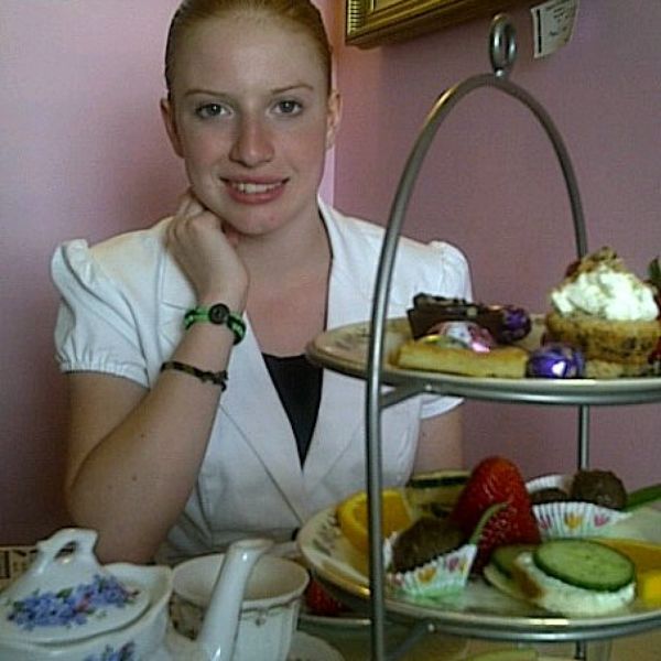 pink bicycle tea